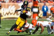 Pittsburgh Steelers v Cleveland Browns
